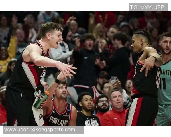 开拓者官方发布海报庆祝阿夫迪亚卡马拉霍勒迪入选ESPN前100球员 开拓者官方发布海报庆祝阿夫迪亚卡马拉霍勒迪入选ESPN前100球员