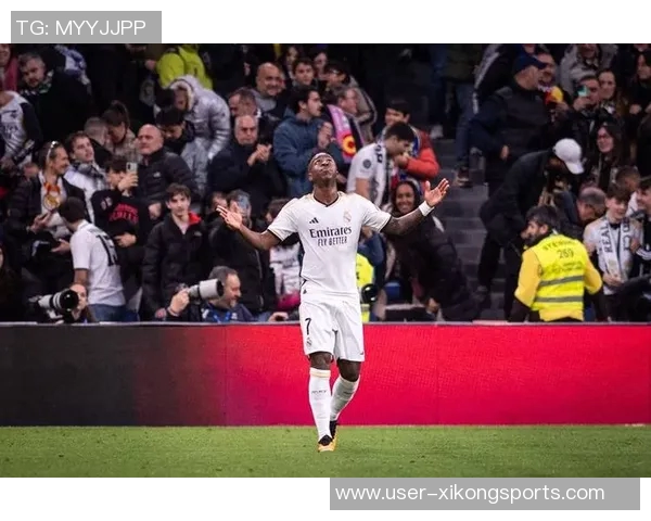 里瓦尔多称皇马具备夺欧冠条件但心系巴萨希望他们获胜 里瓦尔多称皇马具备夺欧冠条件但心系巴萨希望他们获胜